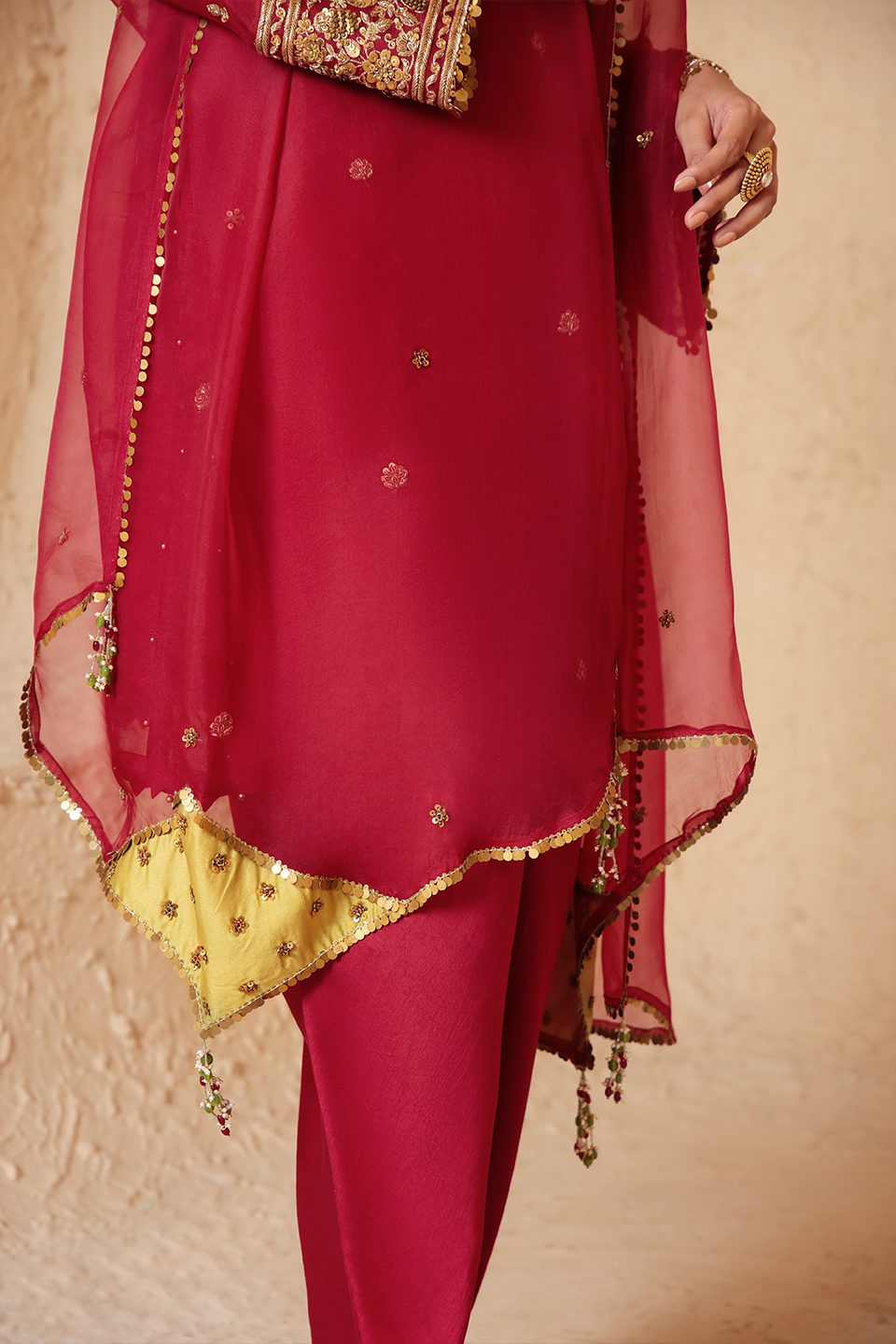 Zar:Rang Maroon Short Kurta Set