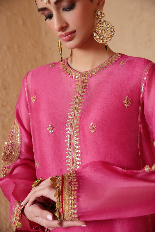 Mehrang Pink Short Pheran Kurta Set