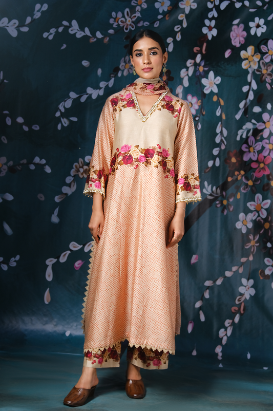 Ivory Vintage Rose Style Kurta Set