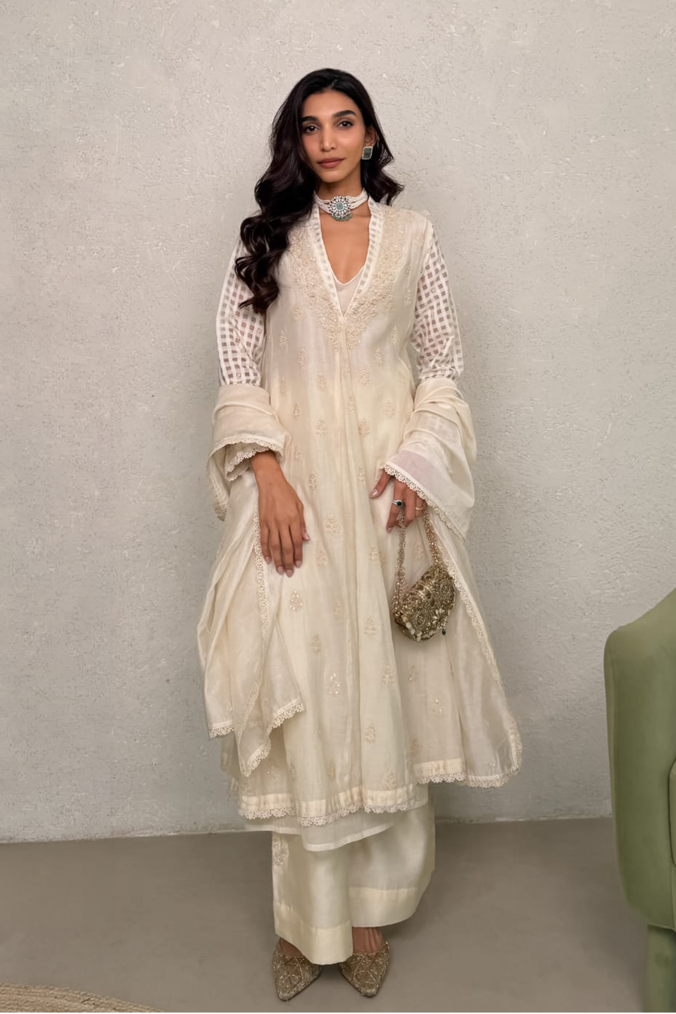 Vaayu Ivory Kalidar Set