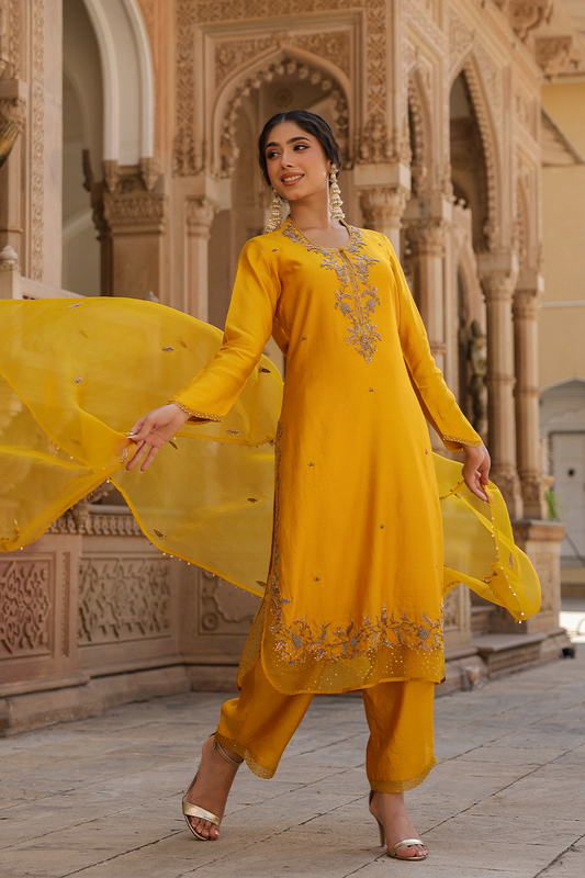 Riwayat Heavy Long Kurta Set