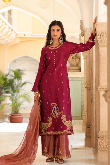 Riwayat Applique Long Kurta Set