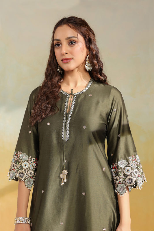 Olive Green Rose Cut Scallop Kurta Set