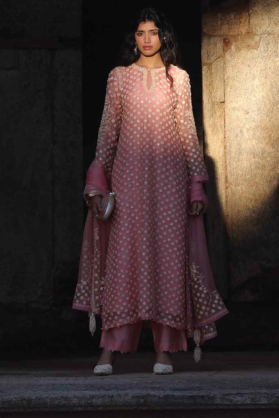 Vaayu Pink Buti Kurta Set