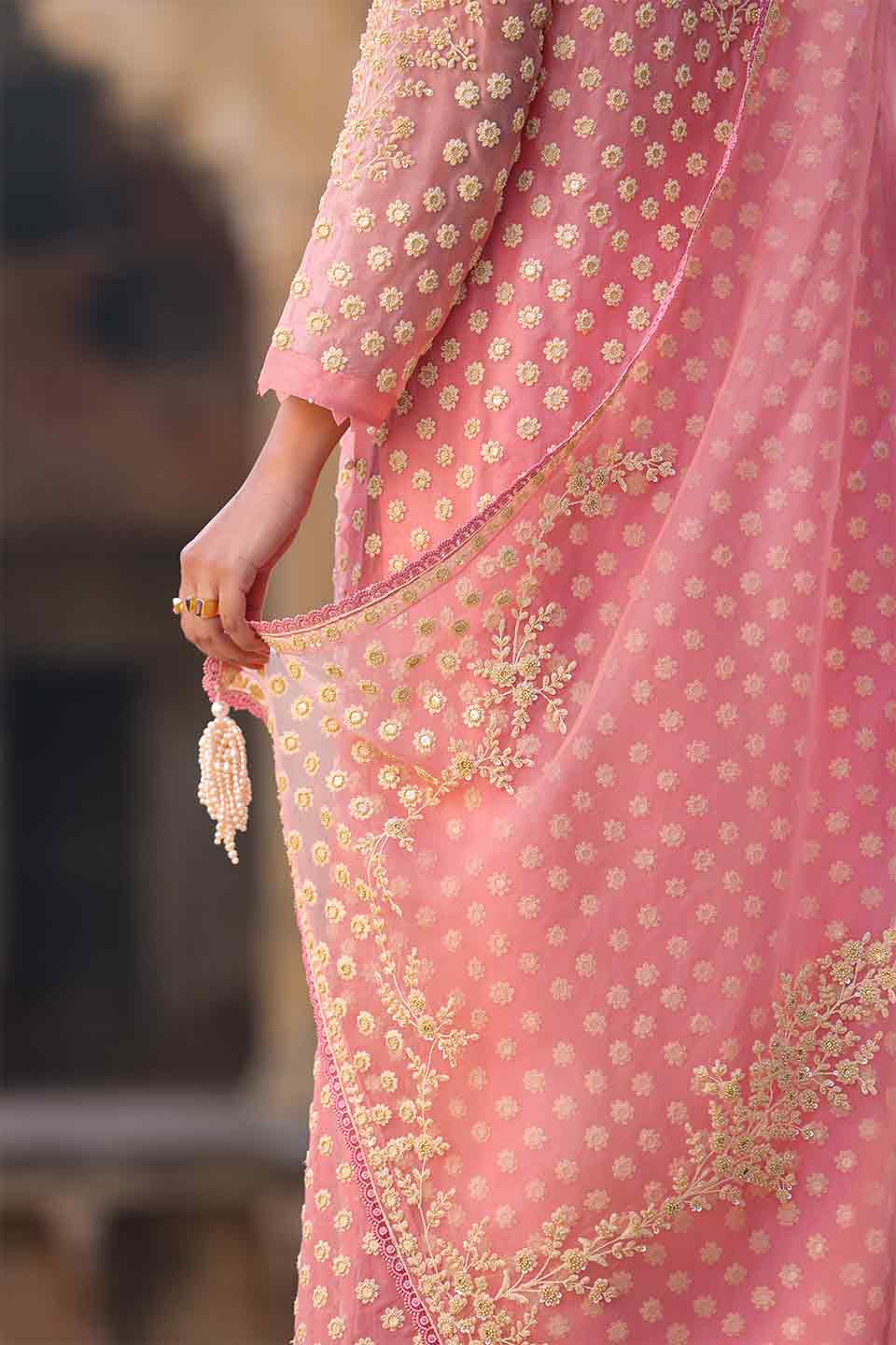 Vaayu Pink Buti Kurta Set