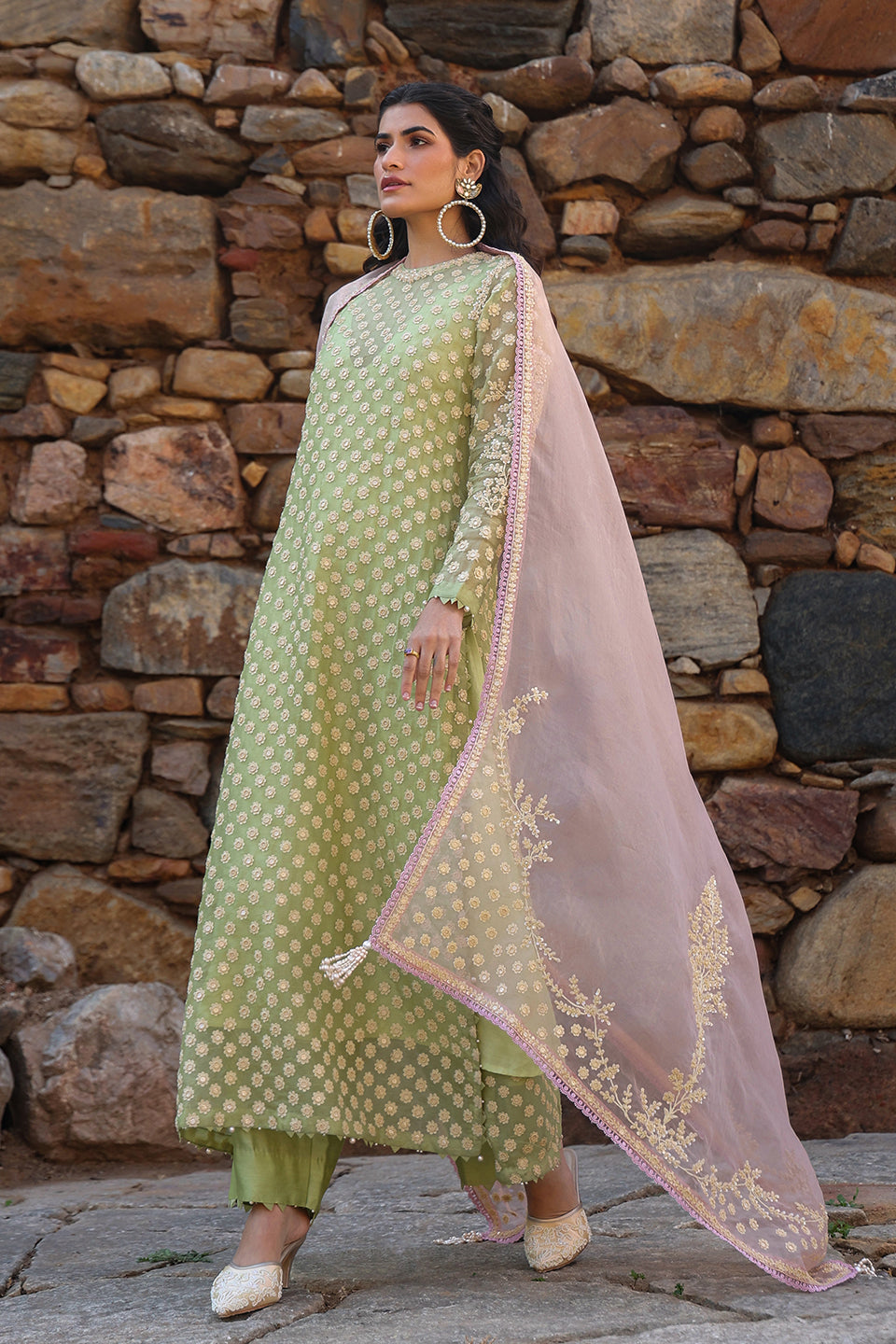 Vaayu Green Close Neck Kurta Set