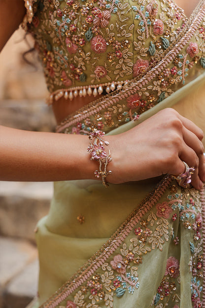 Vaayu Green Multicolor Border Saree Set