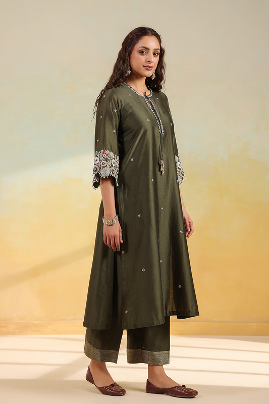 Olive Green Rose Cut Scallop Kurta Set