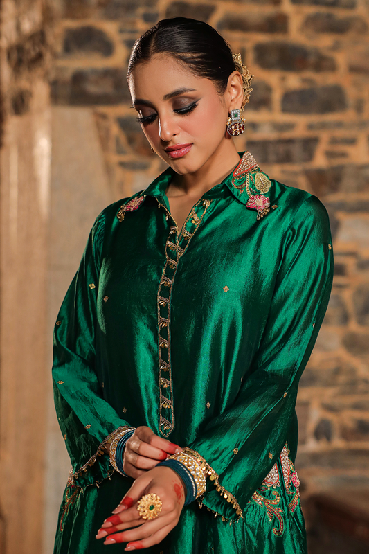 Cheent Embroidery Solid Collar Pocket Kurta Set