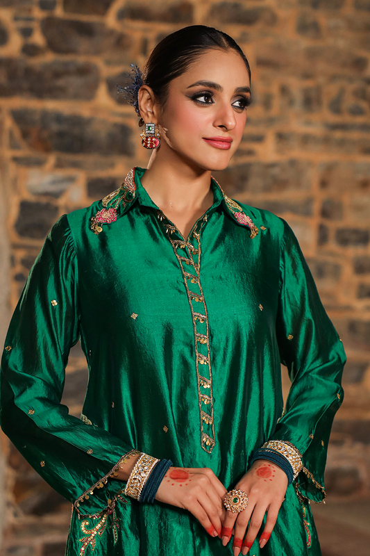 Cheent Embroidery Solid Collar Pocket Kurta Set
