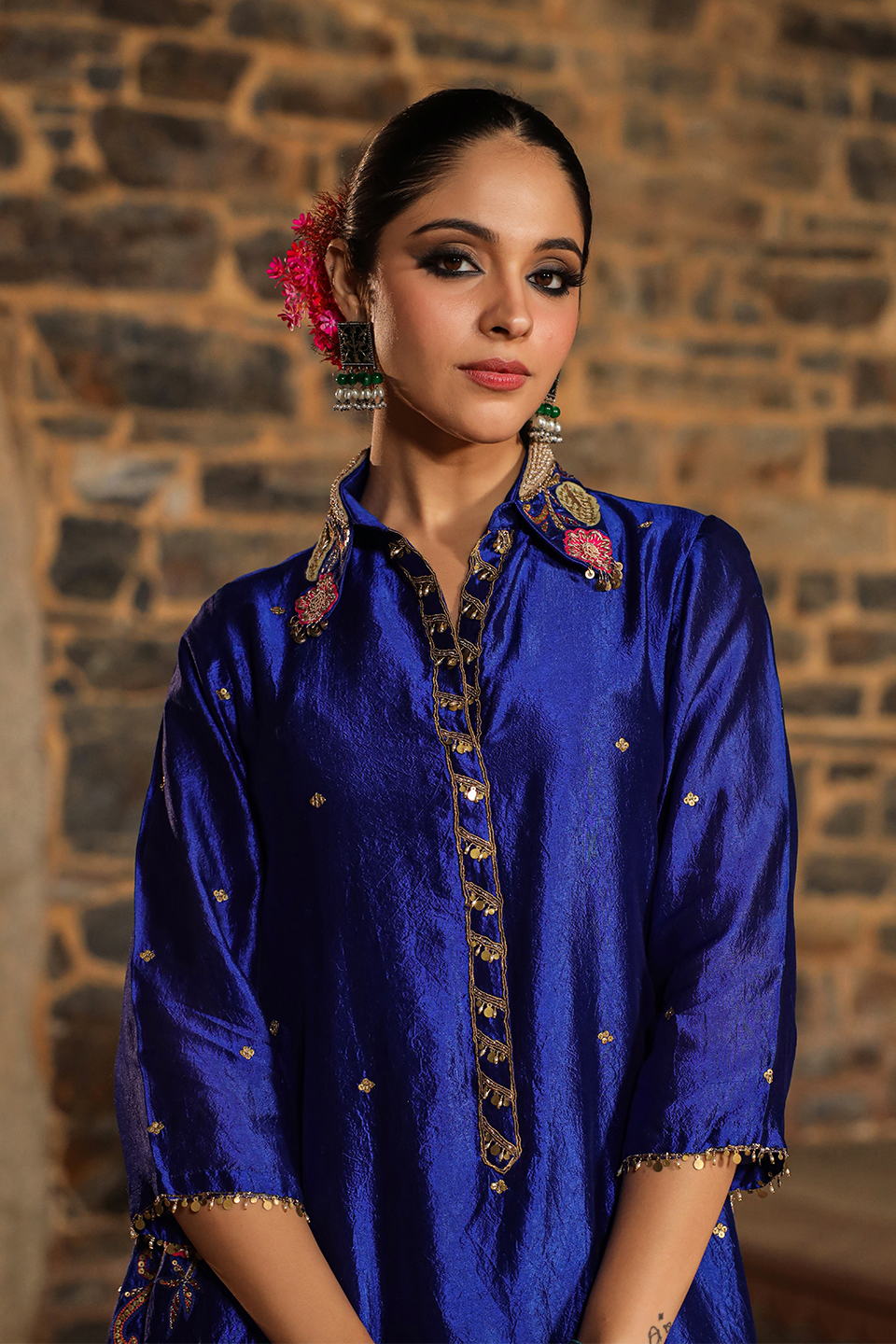 Cheent Embroidery Solid Collar Pocket Kurta Set