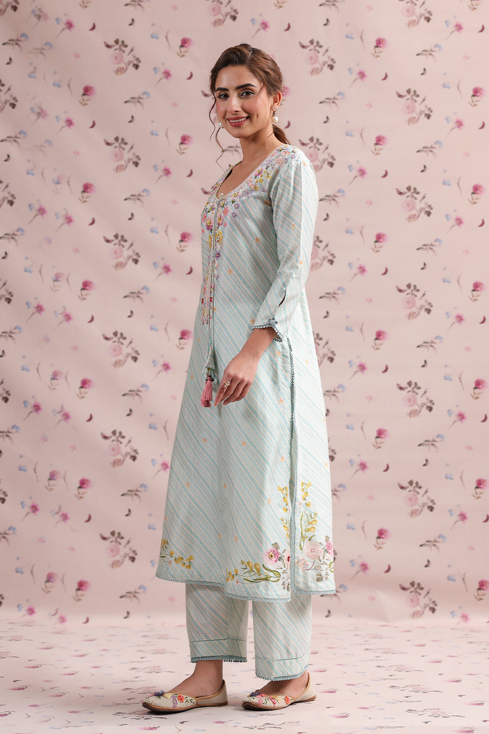 Noor Light Blue Striped Straight Long Kurta Set