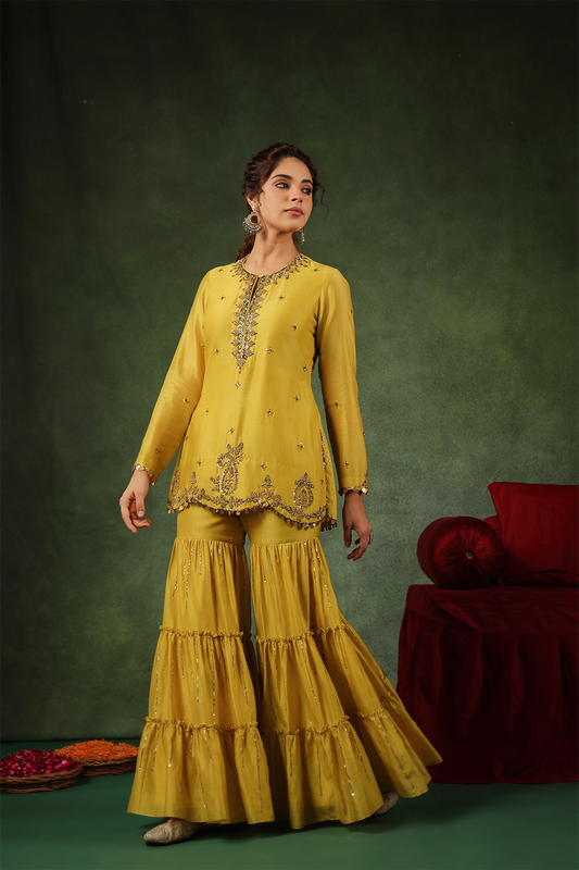 Pakeezah Gharara Joda Sunehra