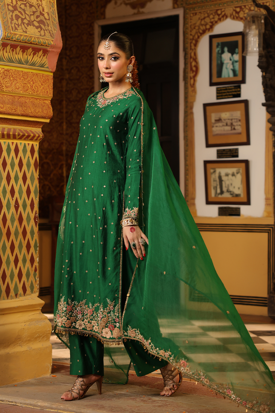Ahista Green Mayur Applique Long Kurta Set