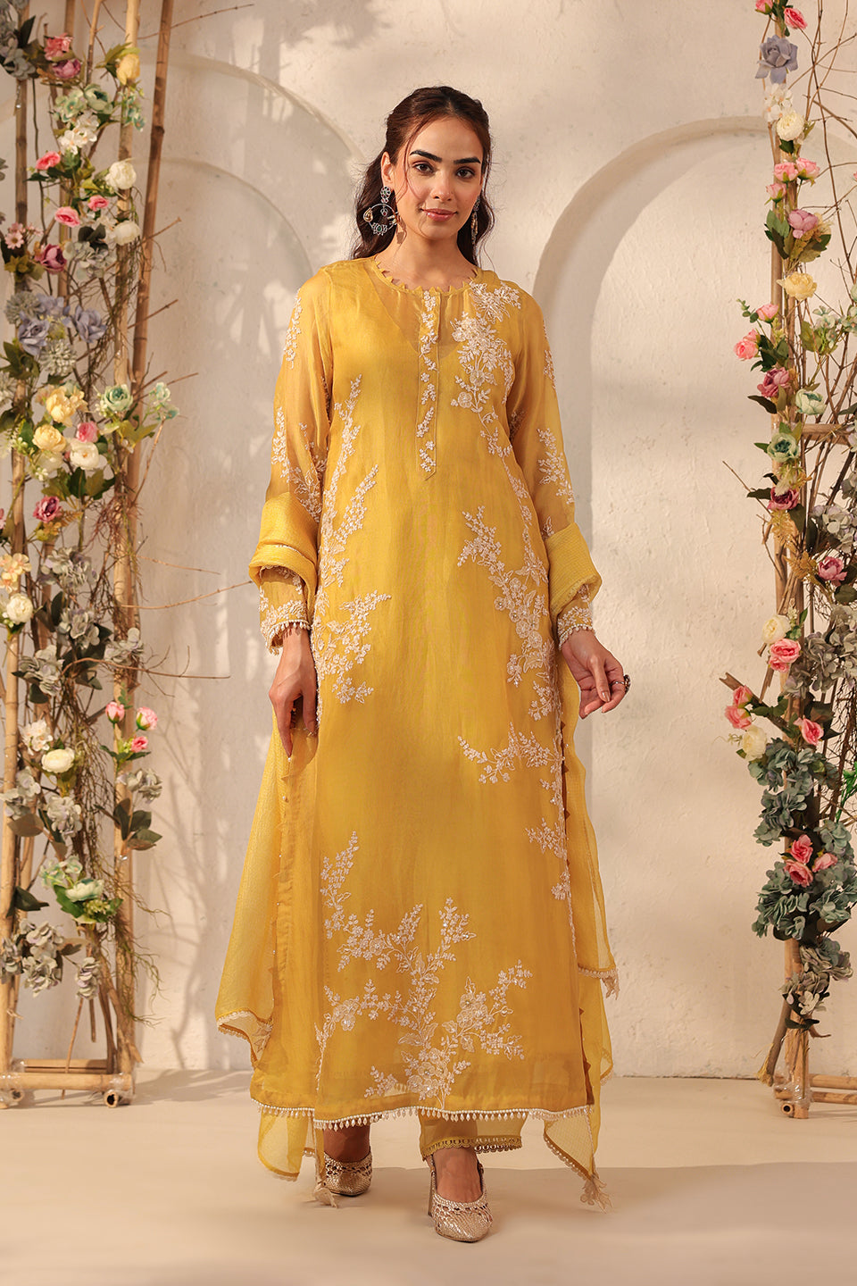 Vaayu Yellow Jaal Straight kurta Set