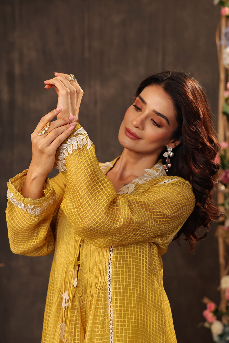 Vaayu Yellow Tie-up Kurta Set