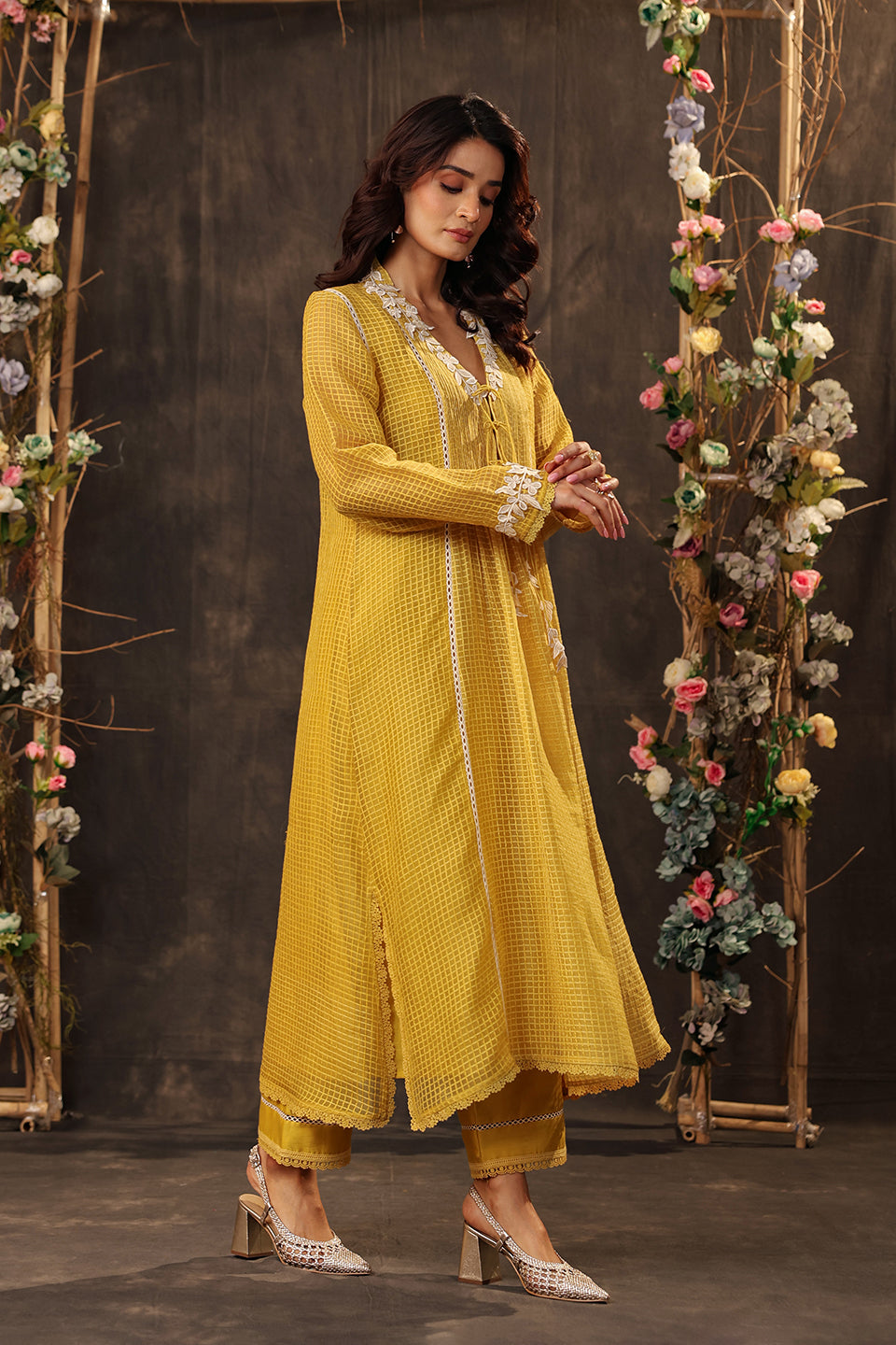 Vaayu Yellow Tie-up Kurta Set