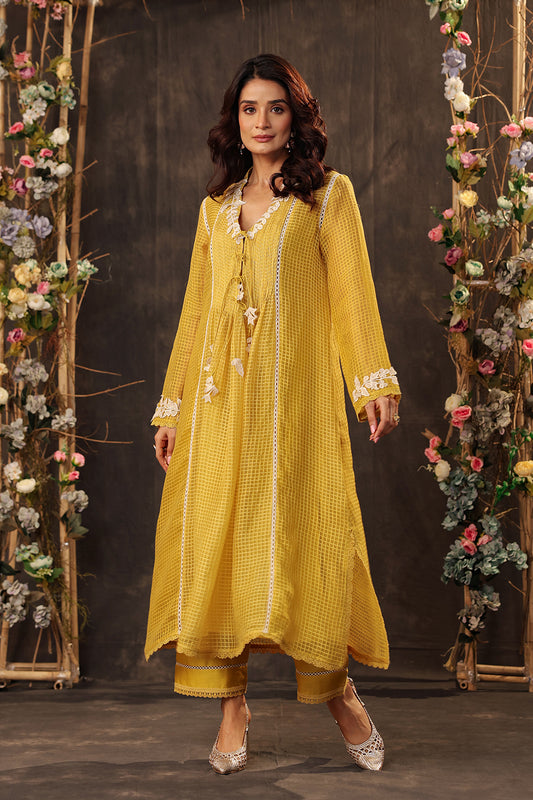 Vaayu Yellow Tie-up Kurta Set