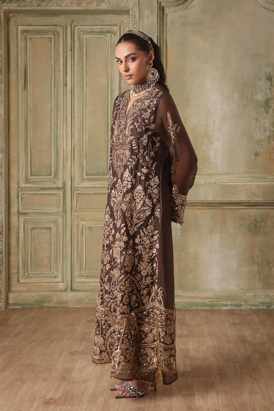 Zar:Rang Brown Heavy Jaal Kaftan Set