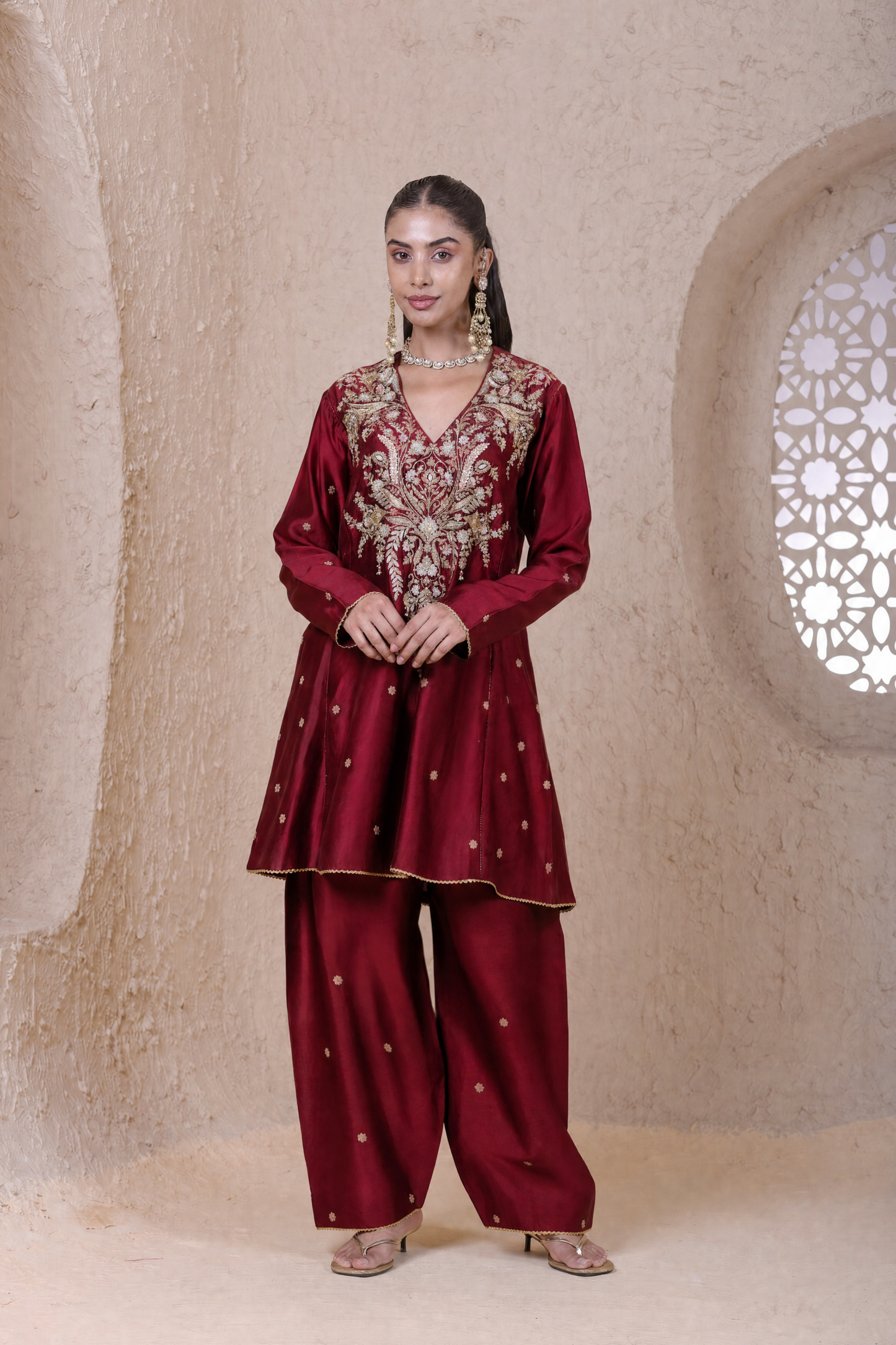 Rangrez Maroon Short Pheran Kurta set