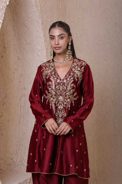 Rangrez Maroon Short Pheran Kurta set