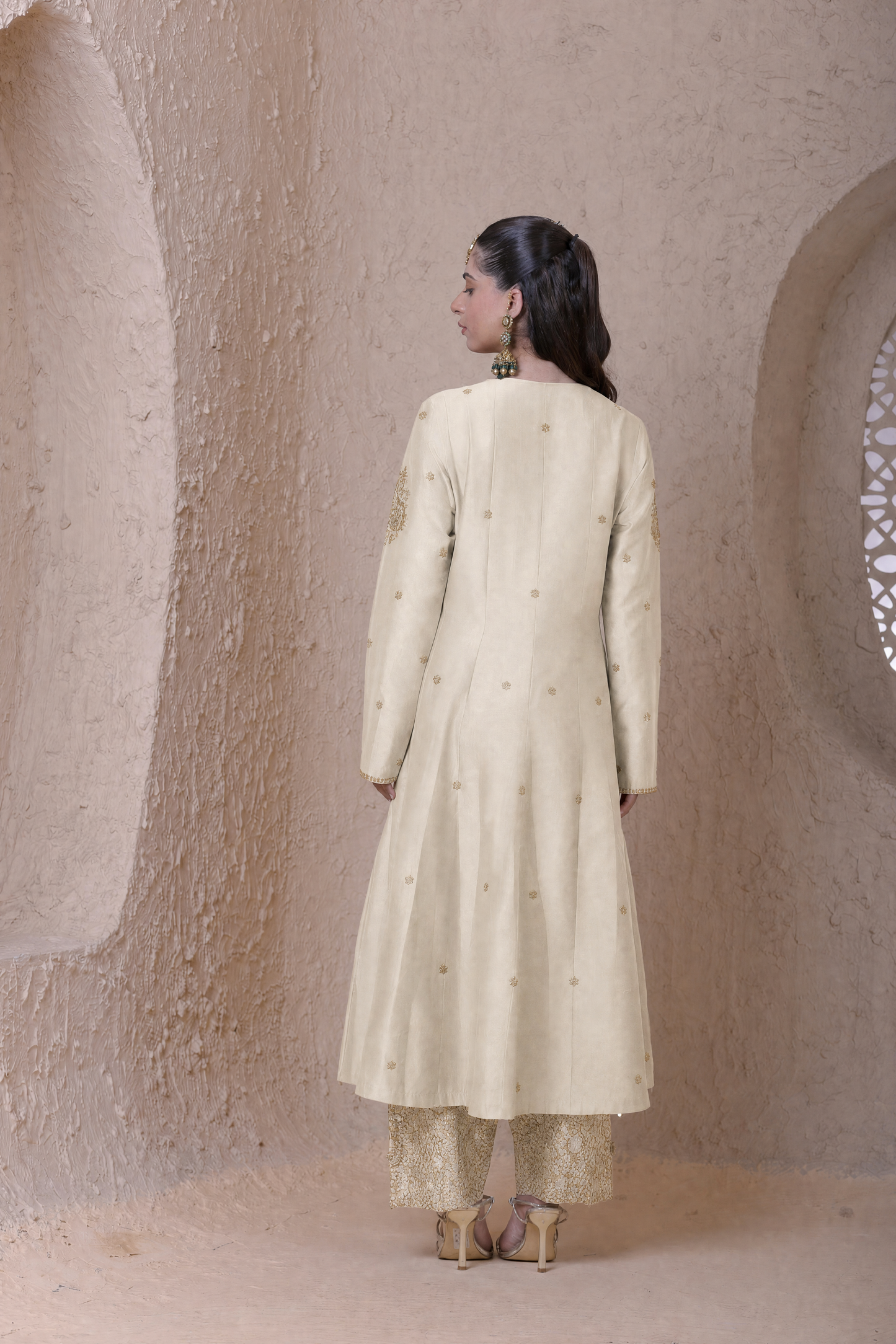 Rangrez Ivory Kalidar Set
