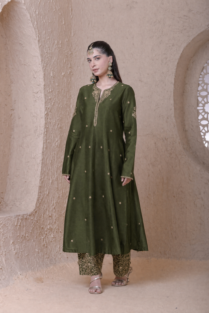 Rangrez Olive Kalidar Set