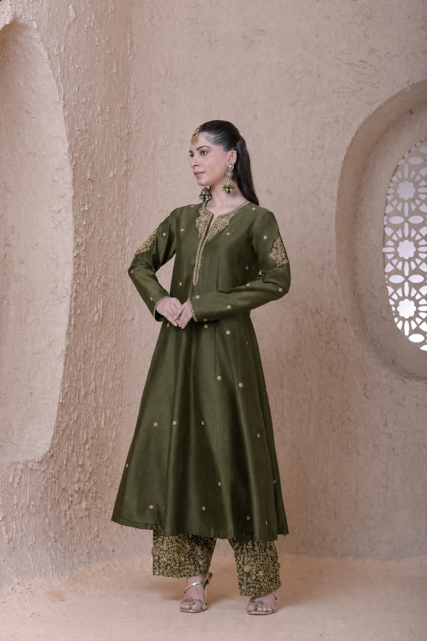 Rangrez Olive Kalidar Set