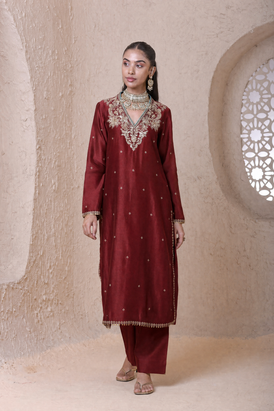 Rangrez Maroon V neck Long Kurta Set