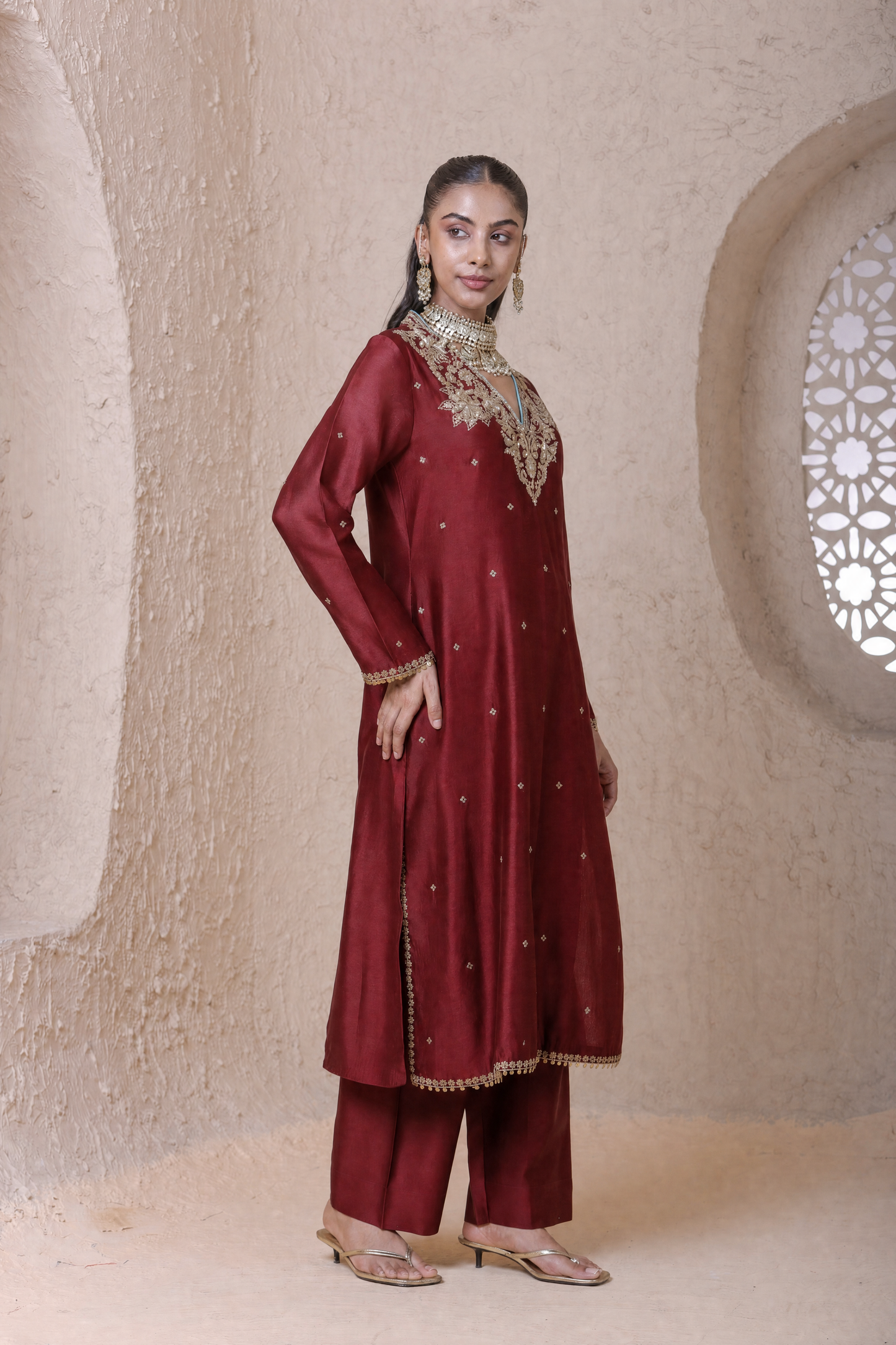 Rangrez Maroon V neck Long Kurta Set