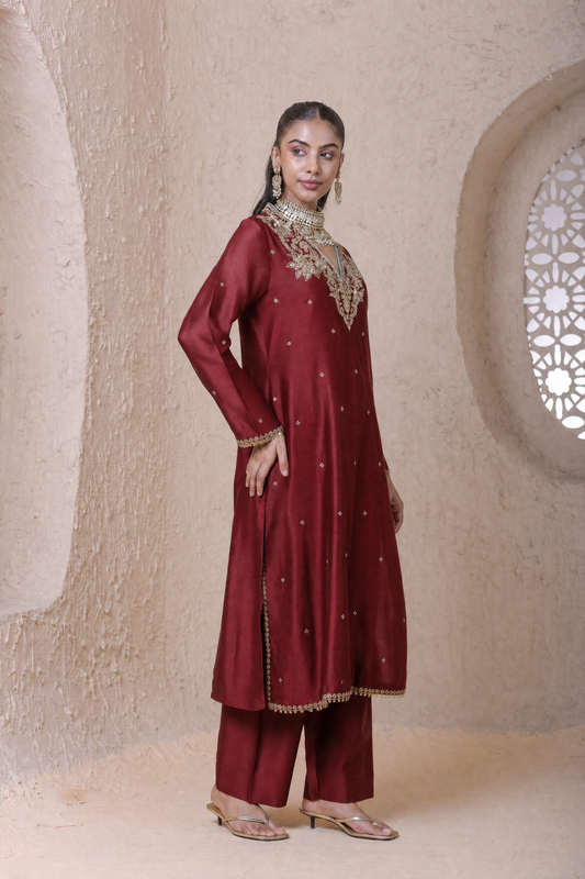 Rangrez Maroon V neck Long Kurta Set