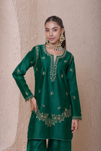 Rangrez  Green Scallop Short Kurta Set