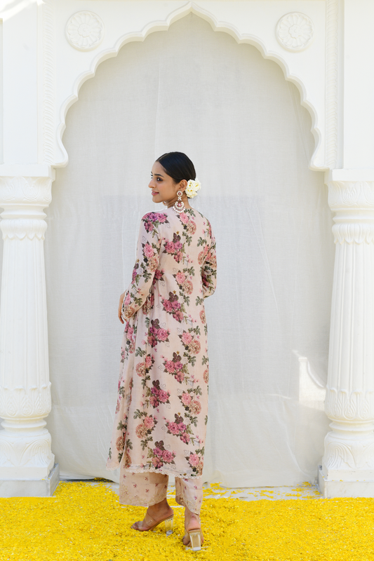 Ivory Floral Rose Square Neck Kurta set