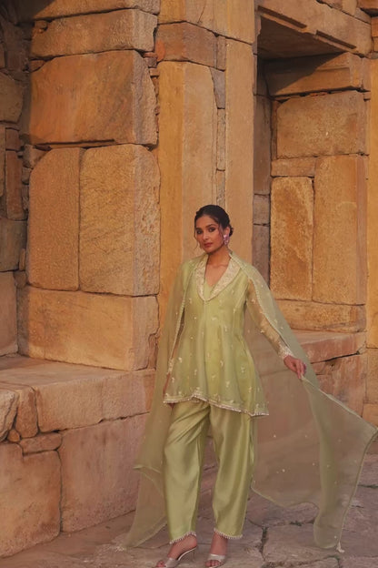 Vaayu Green Short Kalidar Set