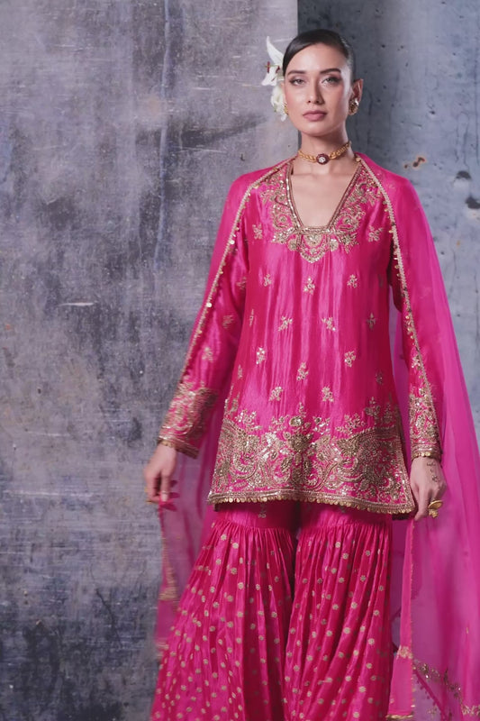 Zar:Rang Pink Buti Sharara Set
