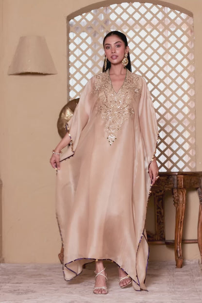 Zar:Rang Ivory Heavy Kaftan Set