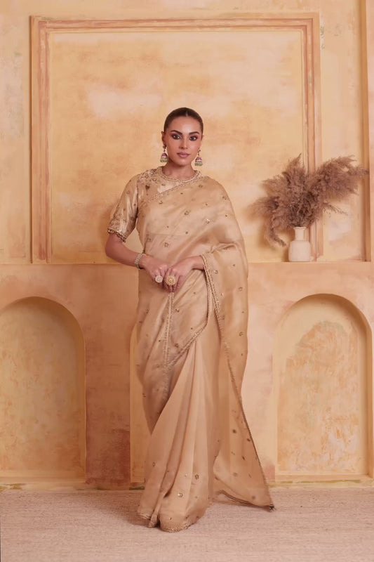 Zar:Rang Ivory Buti Saree set