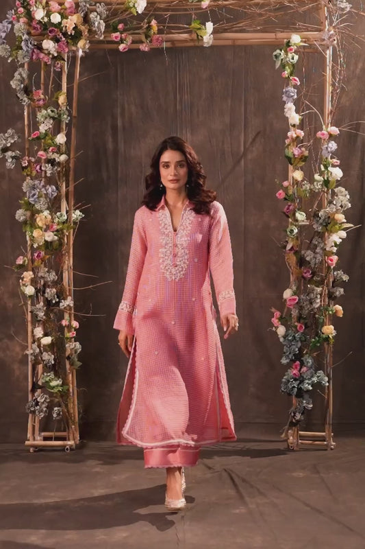Vaayu Pink Collar Kurta Set