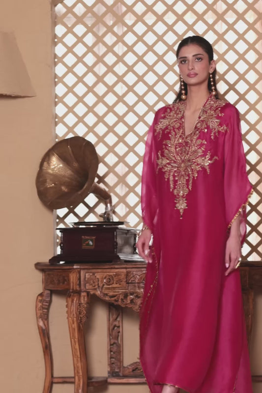 Zar:Rang Pink Heavy Kaftan Set