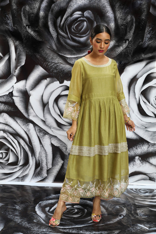 Green Applique Pleats Heavy Kurta Set