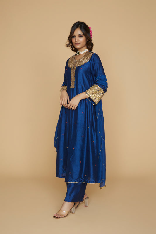 Blue Heavy Pitta Neck & Marodi Sleeves Kurta Set