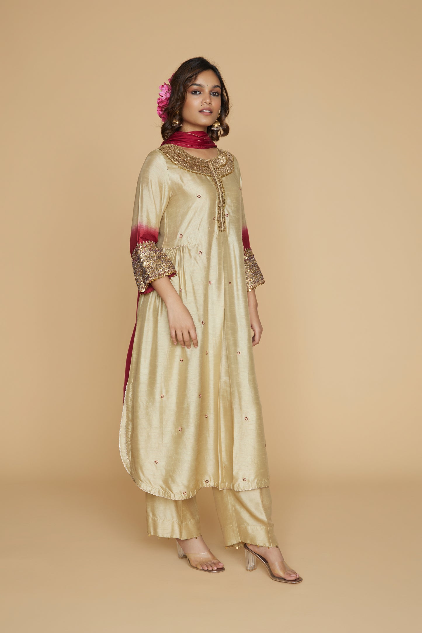 Ivory Maroon Ombre Heavy Pitta Neck & Marodi Sleeves Kurta Set