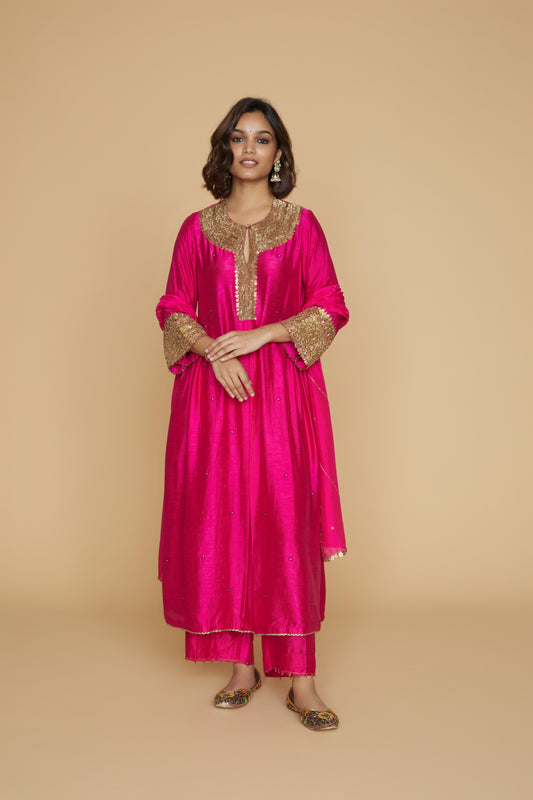 Pink Heavy Pitta Neck & Marodi Sleeves Kurta Set