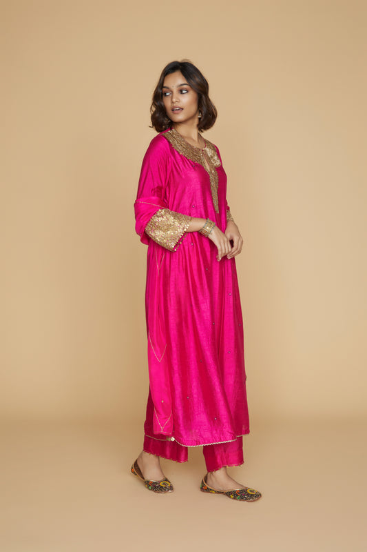 Pink Heavy Pitta Neck & Marodi Sleeves Kurta Set