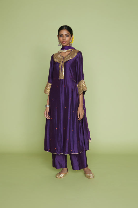 Purple Heavy Pitta Neck & Marodi Sleeves Kurta Set