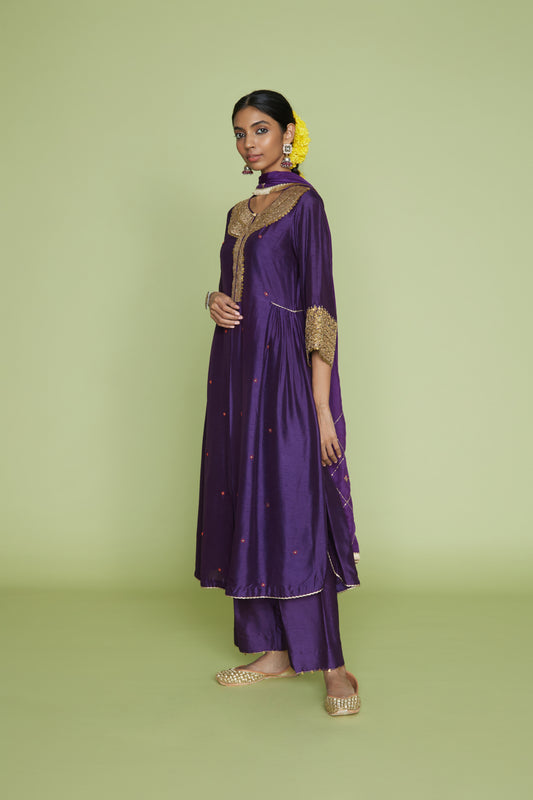 Purple Heavy Pitta Neck & Marodi Sleeves Kurta Set