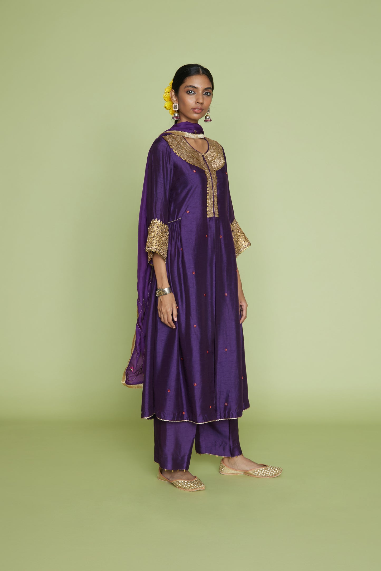 Purple Heavy Pitta Neck & Marodi Sleeves Kurta Set