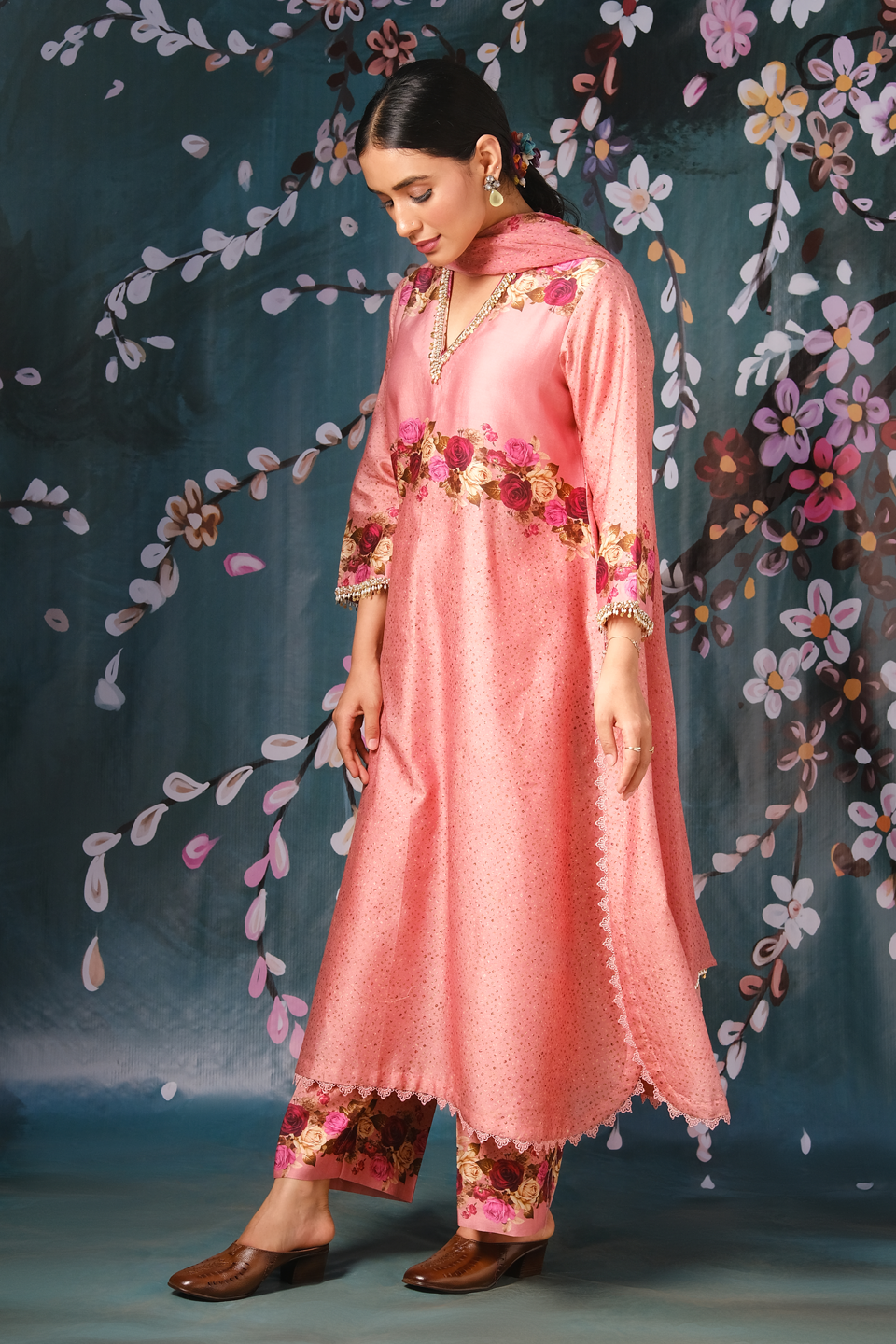 Pink Vintage Rose Style Kurta Set