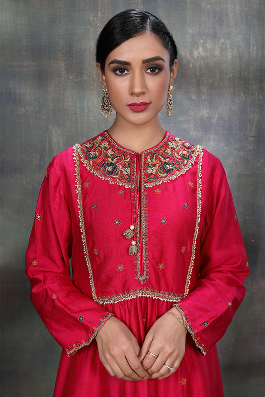 Pink Floral Zardozi Chunnat Kurta