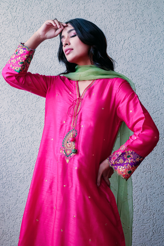 Rani Pink Paisely Gota Patti Kurta Set